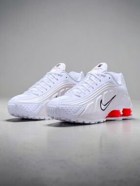 NIKE Shox R4 Running Shoes Women's Size 8